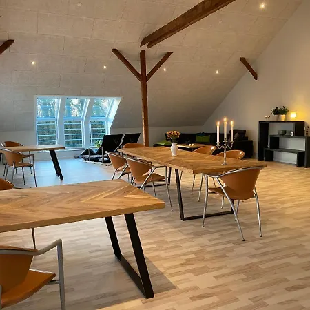 Nyopfort Luksusvaerelse I Naturskonne Og Rolige Omgivelser