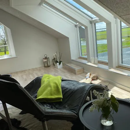 ホームステイ Nyopfort Luksusvaerelse I Naturskonne Og Rolige Omgivelser