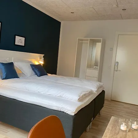 Nyopfort Luksusvaerelse I Naturskonne Og Rolige Omgivelser Quarto em Acomodações Particulares *