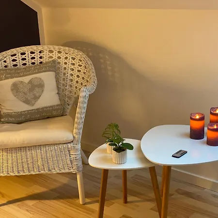 Nyopfort Luksusvaerelse I Naturskonne Og Rolige Omgivelser Séjour chez l'habitant